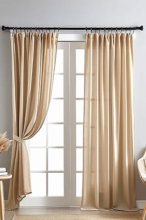 Curtain cleaning service